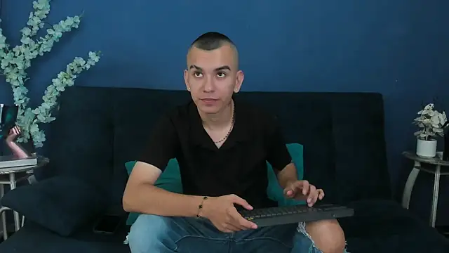 Rowan Cley online show from 07.19.26