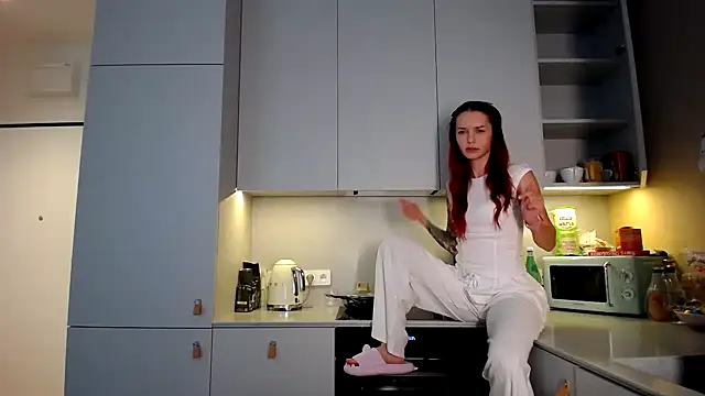 eva oopsy online show from 04.14.26