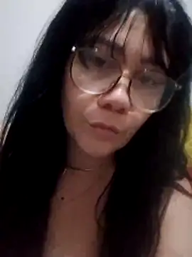 Snapshot of gatadeoculos chatting on 04.09.26 gatadeoculos online show from 04.09.26