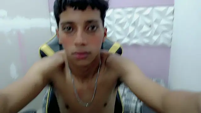 Snapshot of Yei_lee_ chatting on 04.02.26 Yei lee online show from 04.02.26