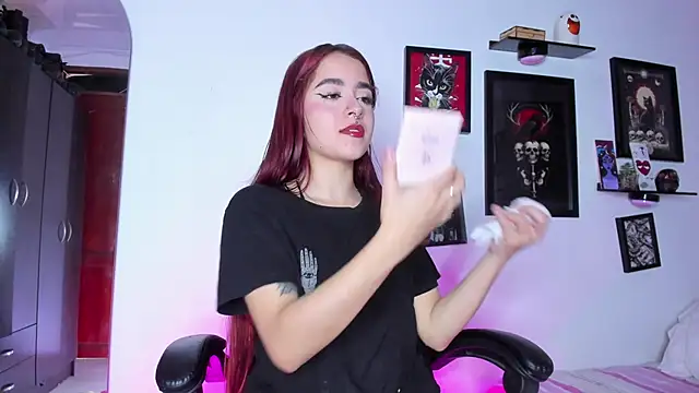 Red DollX online show from 05.26.26