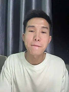 tuanhip online show from 04.05.26