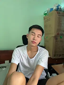 tuanhip online show from 04.15.26