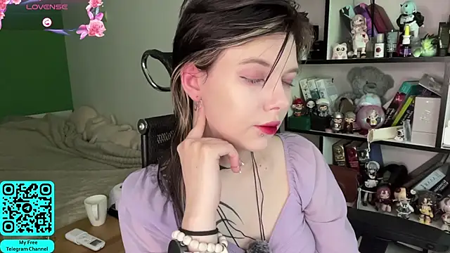 MadalynNosel online show from 06.20.26