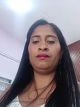 SofiaMendez1  online show from 04.30.26