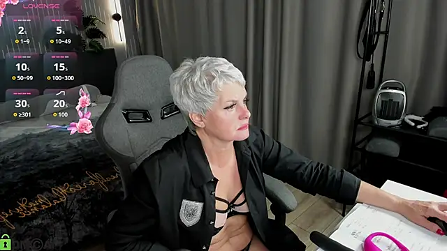 Linda Zef1r online show from 05.22.26