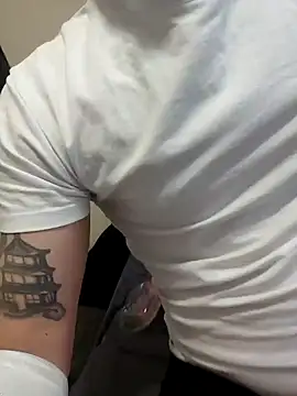 Snapshot of Daniel94699 chatting on 04.02.26 Daniel94699 online show from 04.02.26