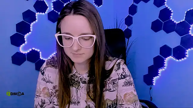 mary is cool online show from 04.06.26