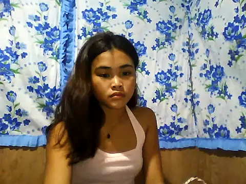 Snapshot of AsianPinay18 chatting on 04.02.26 AsianPinay18 online show from 04.02.26