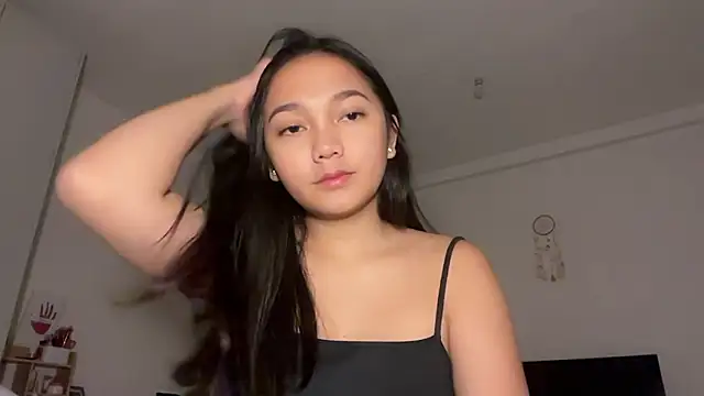 Snapshot of sweet_yuna22 chatting on 04.03.26 sweet yuna22 online show from 04.03.26