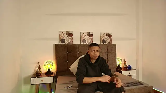 Snapshot of Pablo_Cruzz chatting on 04.04.26 Pablo Cruzz online show from 04.04.26