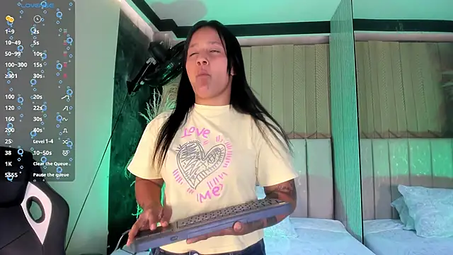 LexiAdamss online show from 06.17.26