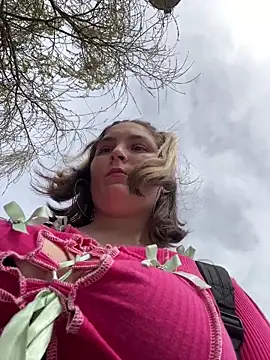 Snapshot of _KateBurlesk chatting on 04.02.26 KateBurlesk online show from 04.02.26