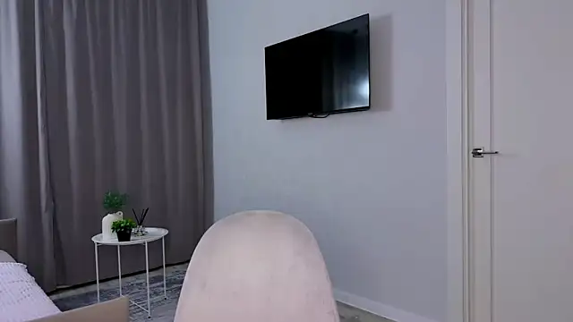 PlayfulLea online show from 07.30.26