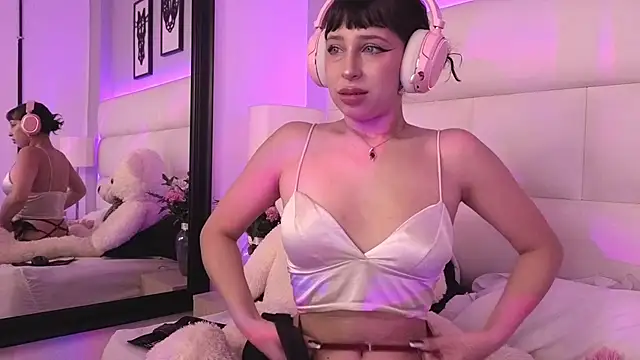 DaliaCastle online show from 07.25.26