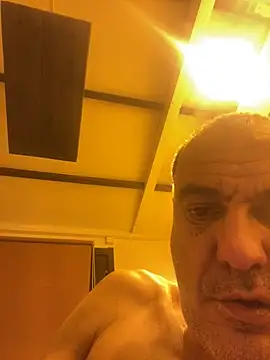 Snapshot of IngaStockholmExtrem chatting on 04.04.26 IngaStockholmExtrem online show from 04.04.26