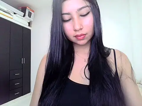 Snapshot of nylah14 chatting on 07.27.26 nylah14 online show from 07.27.26