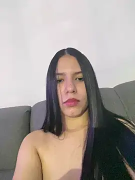 Snapshot of IsabelaRivers chatting on 06.10.26 IsabelaRivers online show from 06.10.26