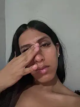luna duque online show from 06.05.26