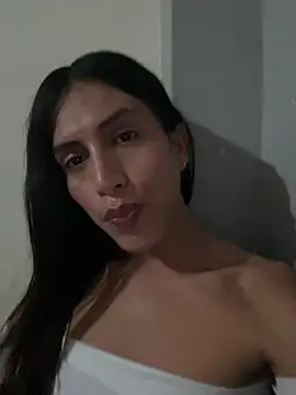 luna duque online show from 06.13.26