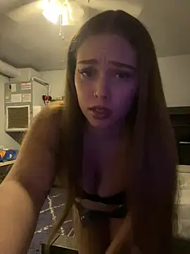 Snapshot of mariex83 chatting on 04.04.26 mariex83 online show from 04.04.26