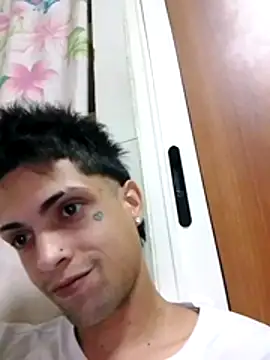 Snapshot of PornoCubanohot chatting on 04.02.26 PornoCubanohot online show from 04.02.26