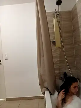 Lolaa92i online show from 04.05.26