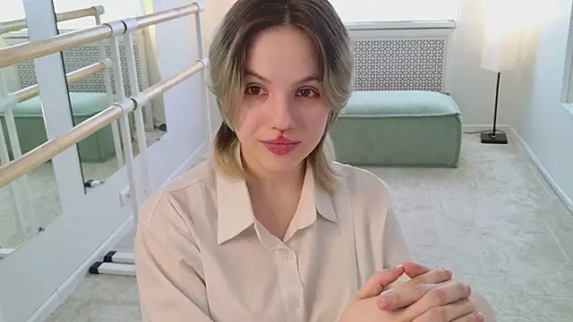 Snapshot of true_voice chatting on 04.10.26 true voice online show from 04.10.26