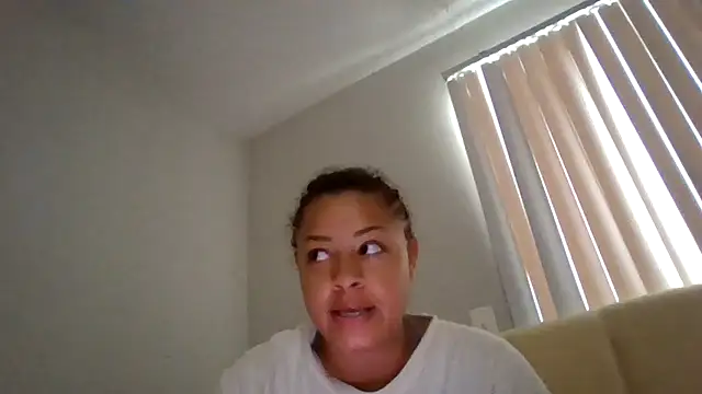 madzbailey online show from 07.24.26
