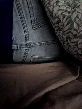 Snapshot of francochev273 chatting on 04.02.26 francochev273 online show from 04.02.26