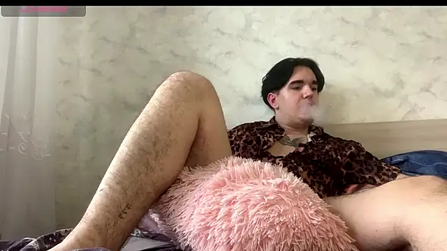 TylerSweet  online show from 04.10.26