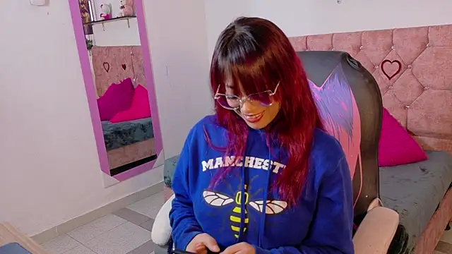 JessikaRabbiit online show from 04.21.26