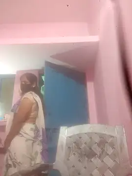 Snapshot of SEEMA_012 chatting on 04.10.26 SEEMA 012 online show from 04.10.26