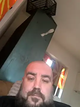 Snapshot of vojvoda1903 chatting on 04.04.26 vojvoda1903 online show from 04.04.26