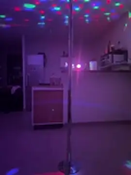 Snapshot of Miss35 chatting on 04.10.26 Miss35 online show from 04.10.26