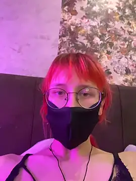 Snapshot of baby_vik3 chatting on 04.04.26 baby vik3 online show from 04.04.26