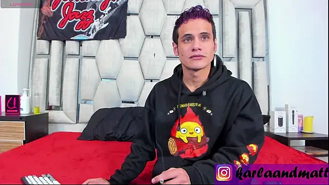 Snapshot of karlaandmatt chatting on 05.20.26 karlaandmatt online show from 05.20.26