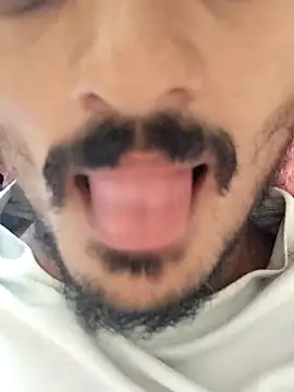 Snapshot of power_houseboy chatting on 04.04.26 power houseboy online show from 04.04.26