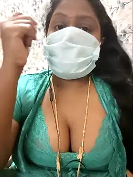 Romantic Woman online show from 04.20.26