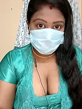 Romantic Woman online show from 04.21.26