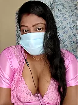 Romantic Woman online show from 04.23.26