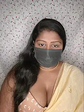 Romantic Woman online show from 07.22.26