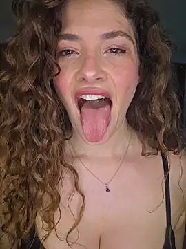 CelineBoyer  online show from 06.15.26