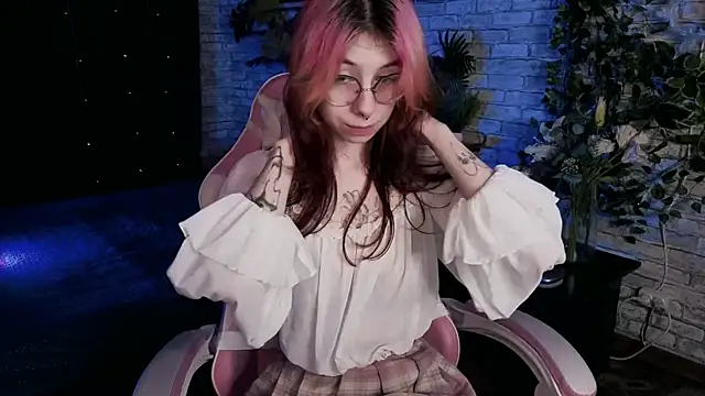Alice Nyx online show from 06.29.26