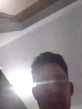 Snapshot of Roger1986_ chatting on 04.09.26 Roger1986 online show from 04.09.26