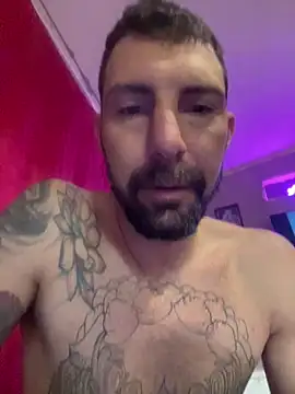 Snapshot of tubeton chatting on 04.04.26 tubeton online show from 04.04.26