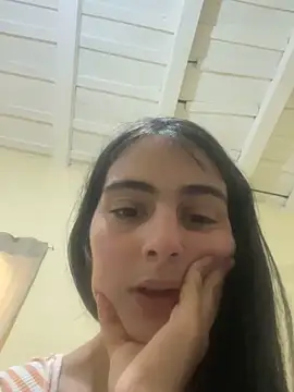 Snapshot of Princesa13 chatting on 04.10.26 Princesa13 online show from 04.10.26