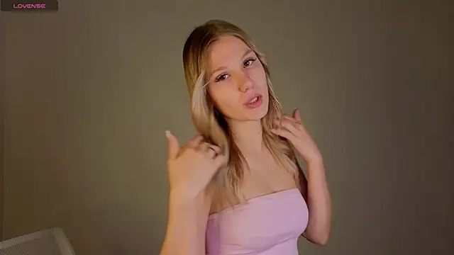 Angelina Becker online show from 07.22.26