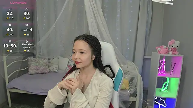 Snapshot of OliviaRice chatting on 04.07.26 OliviaRice online show from 04.07.26