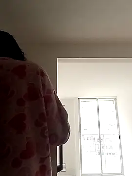 Snapshot of kitsune_nyoko chatting on 04.05.26 kitsune nyoko online show from 04.05.26